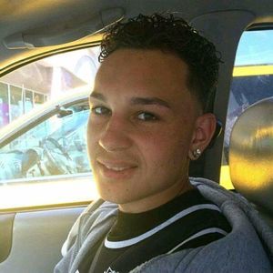 Meet your Posher, Elias